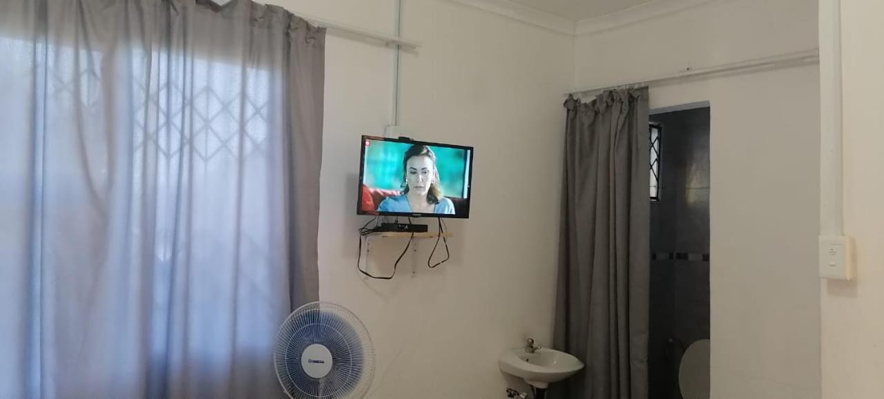 30 Nine Guesthouse Nseleni Экстерьер фото